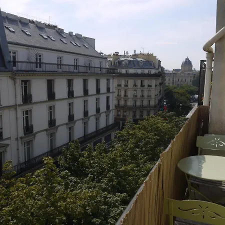 Lumineux Avec Balcon Au Coeur De Appartamento *